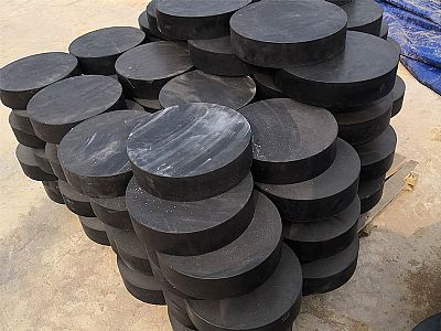 宁乡市板式橡胶支座由若干层橡胶片与薄钢板经加压硫化